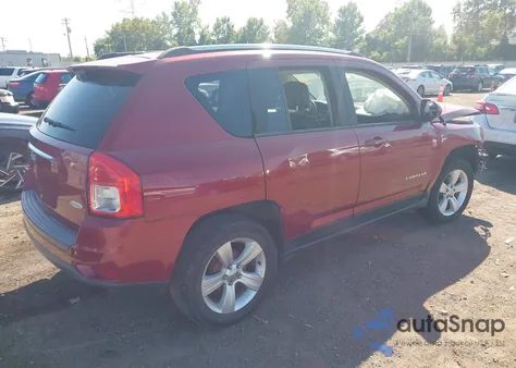 2014 Jeep Compass Latitude z USA, uszkodzony, nr VIN 1C4NJCEB1ED628793